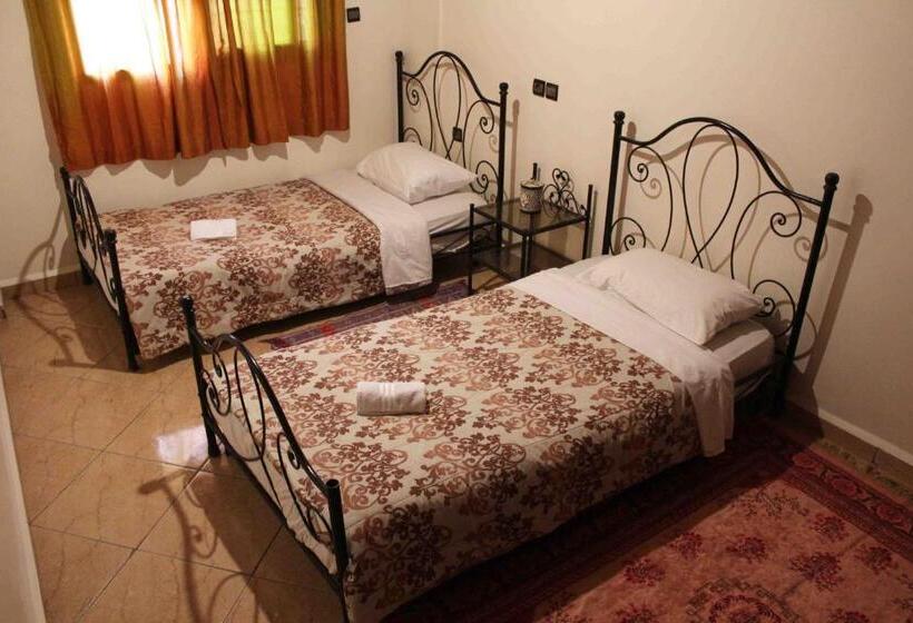 تختخواب و صبحانه Olympe Surf & Yoga