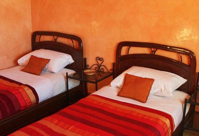 تختخواب و صبحانه Olympe Surf & Yoga