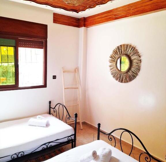 تختخواب و صبحانه Olympe Surf & Yoga