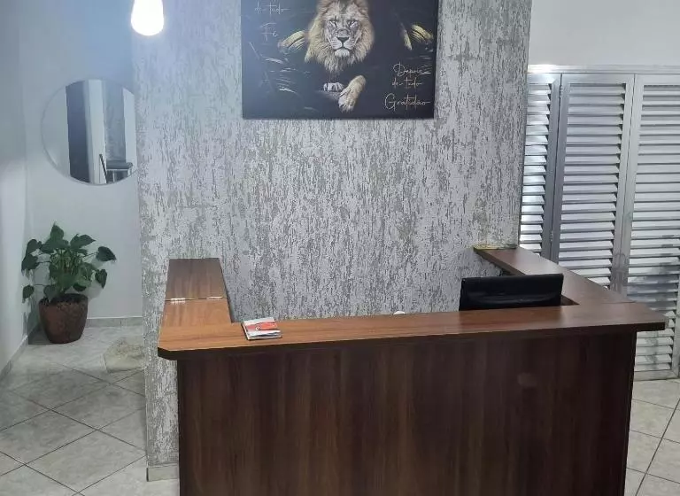 ホテル Hostel Anprado 5