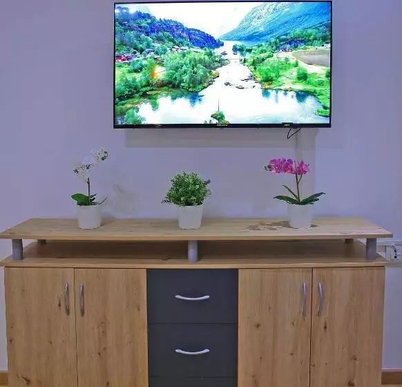 هتل La Casa Blanca