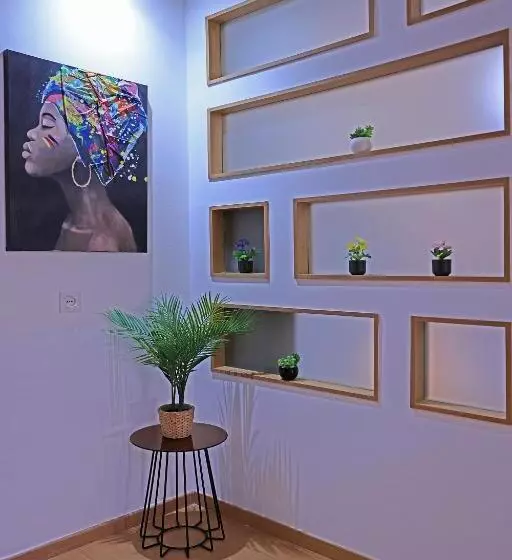 هتل La Casa Blanca