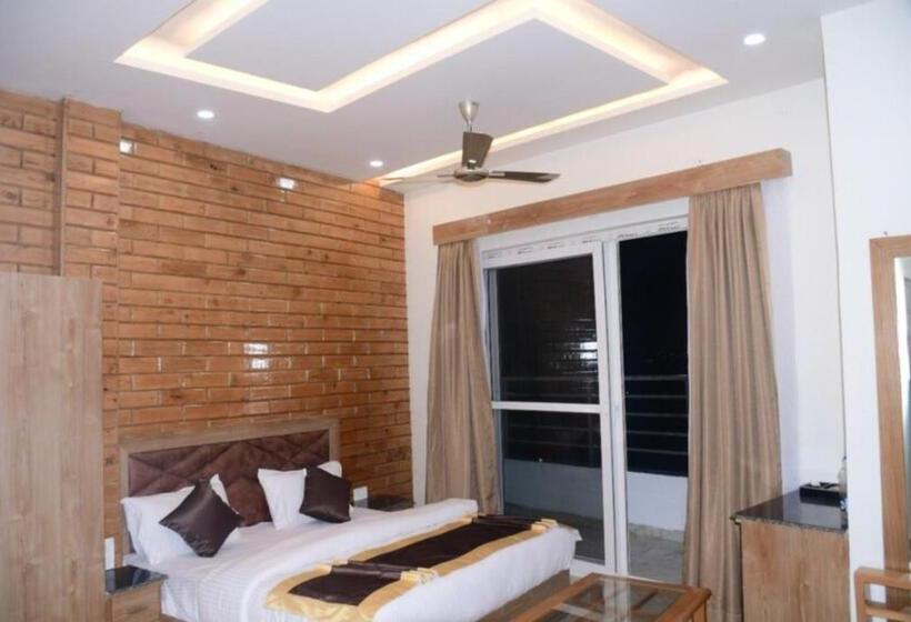 Payal Mall Road Nainital Lake View Hotel Prime Location With Spacious Room Quality Best Seller