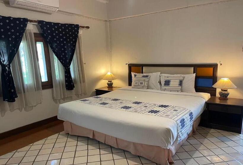 בית מלון כפרי Phu Ing Fah Resort