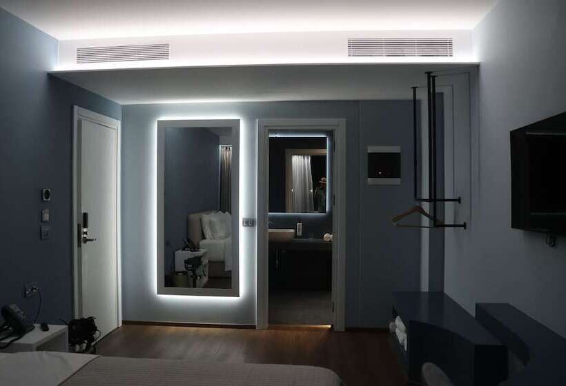 בית מלון כפרי Porta Ksamil