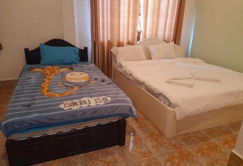 Vangvieng Downtown Hotel 1