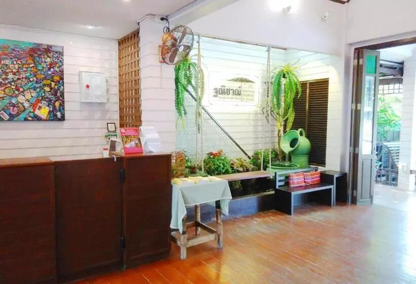 Hotelli Thanicha Resort Amphawa