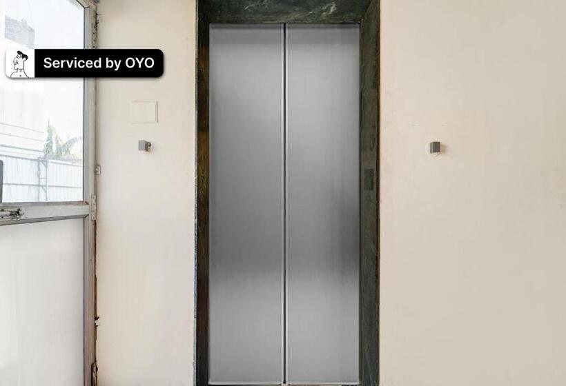 Hotel Townhouse Sundarapuram