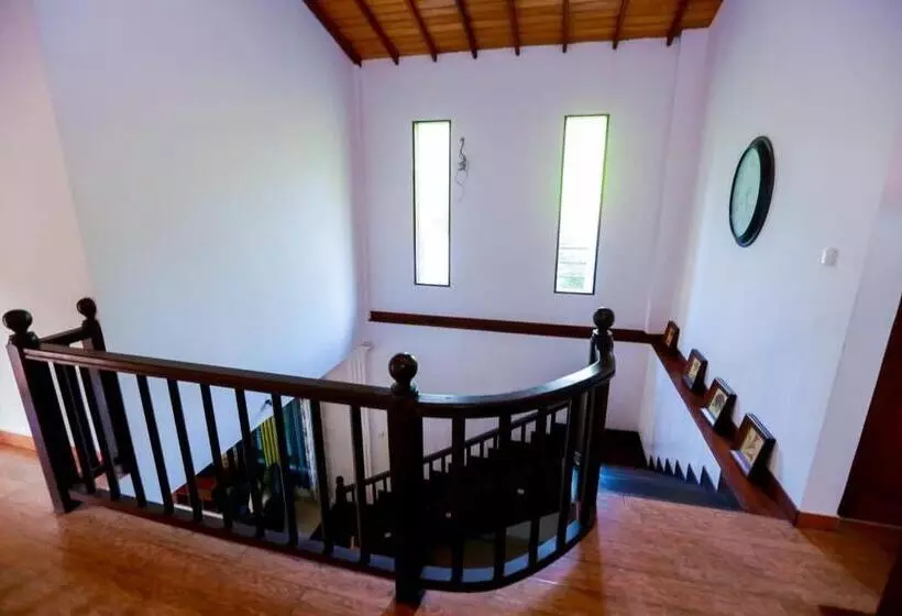 Pension Villa Layoshi