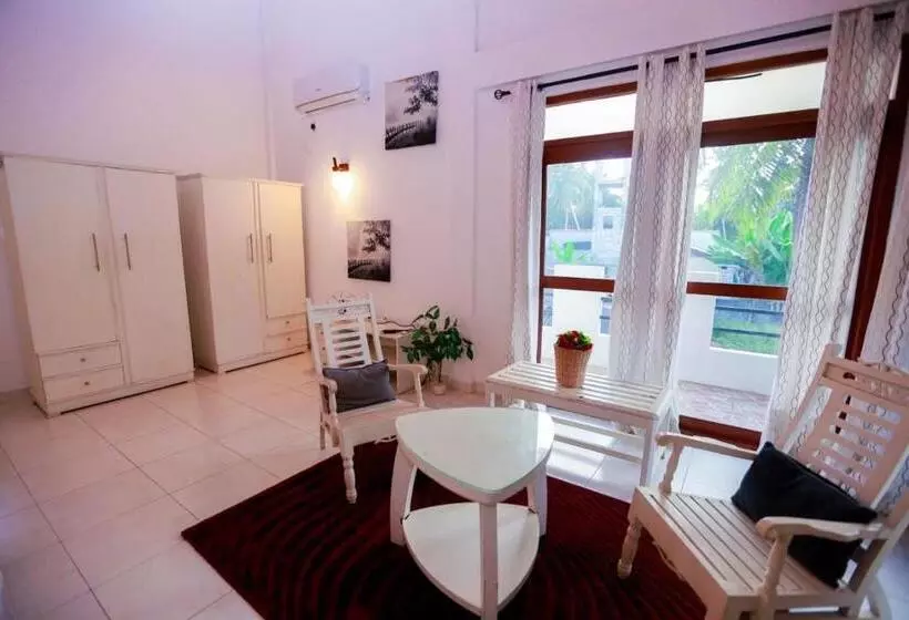 Pension Villa Layoshi