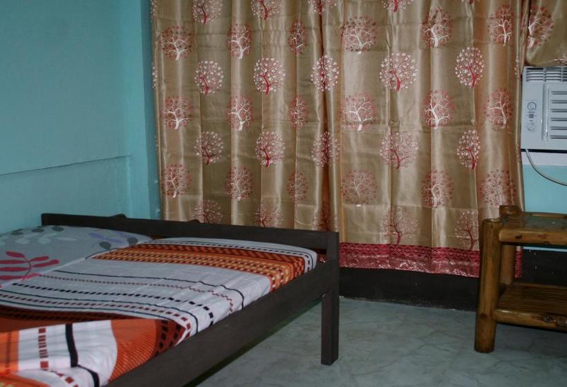 8th Street Guesthouse  Hostel