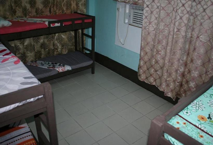 8th Street Guesthouse  Hostel