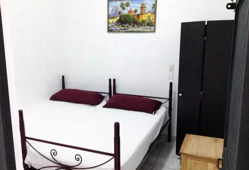 ユースホステル Mesón Gran Hostal De Tequisquiapan