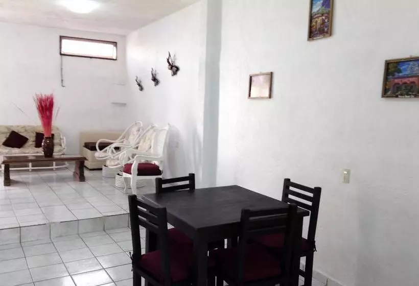 ユースホステル Mesón Gran Hostal De Tequisquiapan