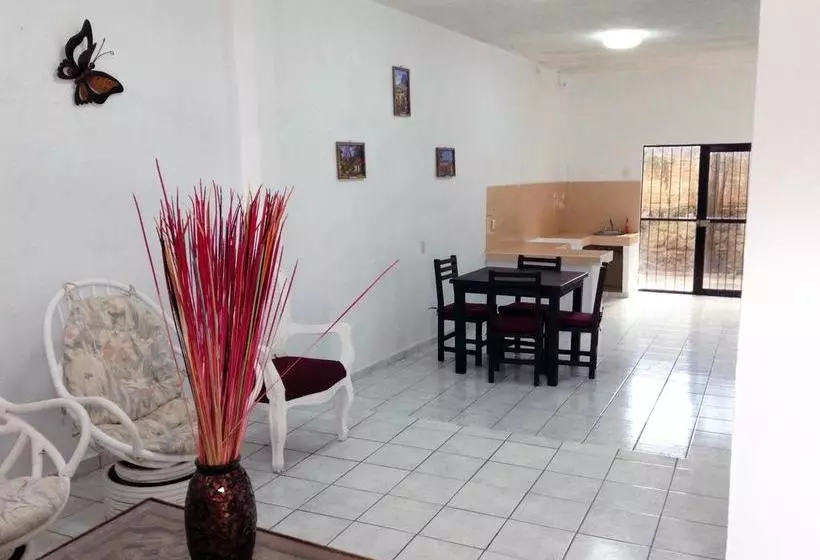 ユースホステル Mesón Gran Hostal De Tequisquiapan