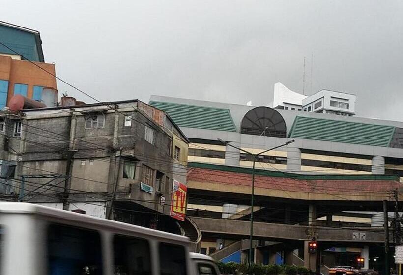 Bed and Breakfast Cvnb Bed & Bath   Hostel