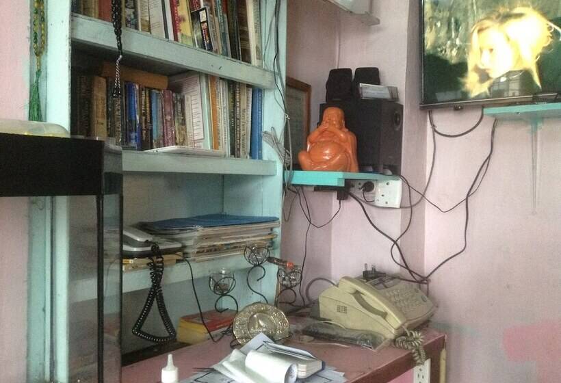 Bed and Breakfast Cvnb Bed & Bath   Hostel