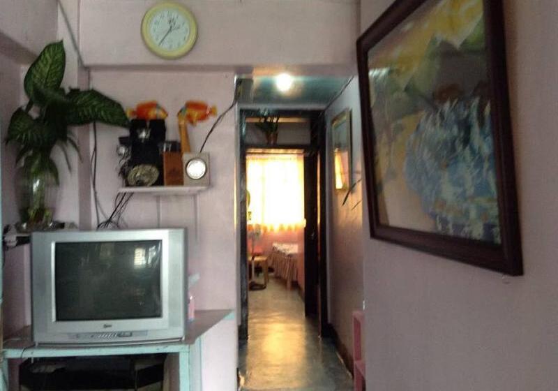 Bed and Breakfast Cvnb Bed & Bath   Hostel