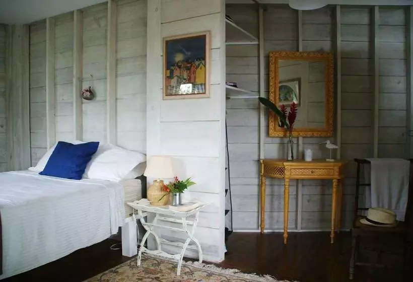 تختخواب و صبحانه Los Secretos Guesthouse