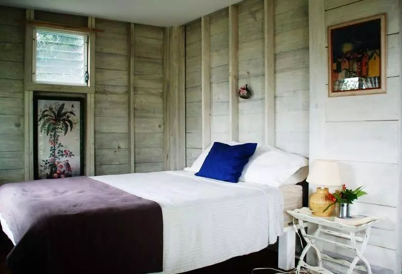 تختخواب و صبحانه Los Secretos Guesthouse