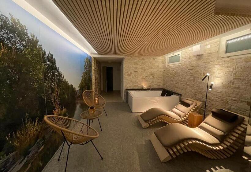 Eco Hotel Cristallina