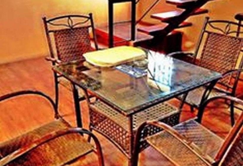 فندق Hidden Pearl