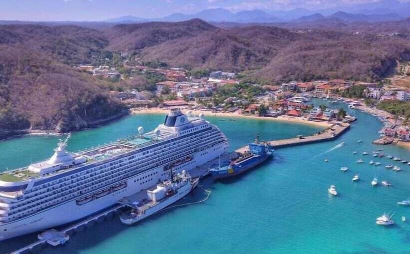 בית מלון כפרי Huatulco Máxico