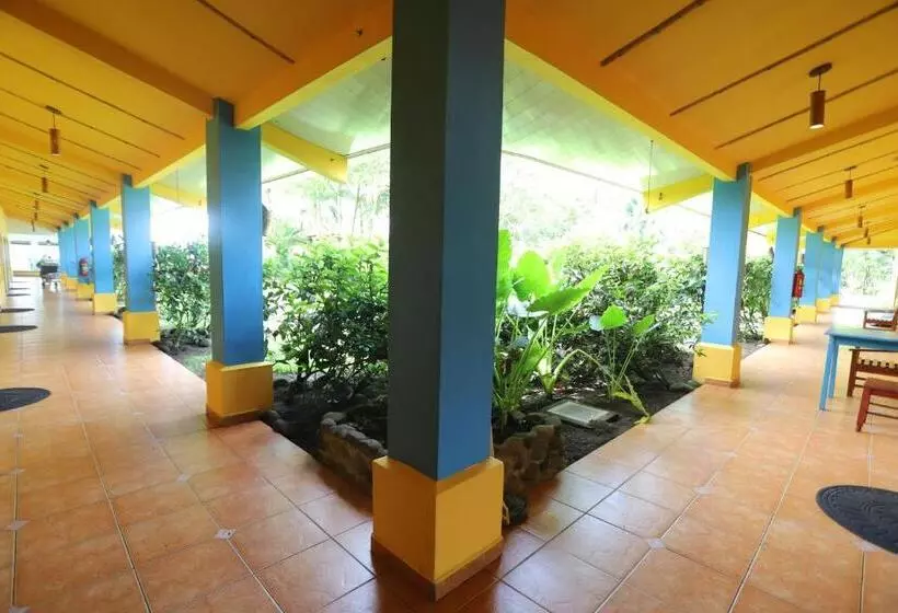 ホテル Las Lajas Beach Resort