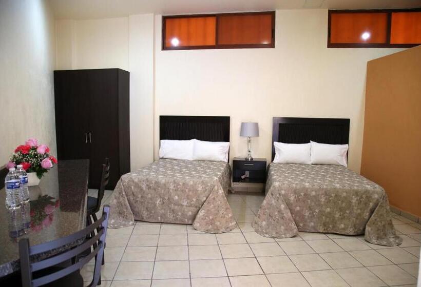 בית מלון כפרי Plaza Bernal