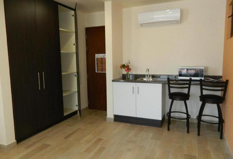 בית מלון כפרי Plaza Bernal