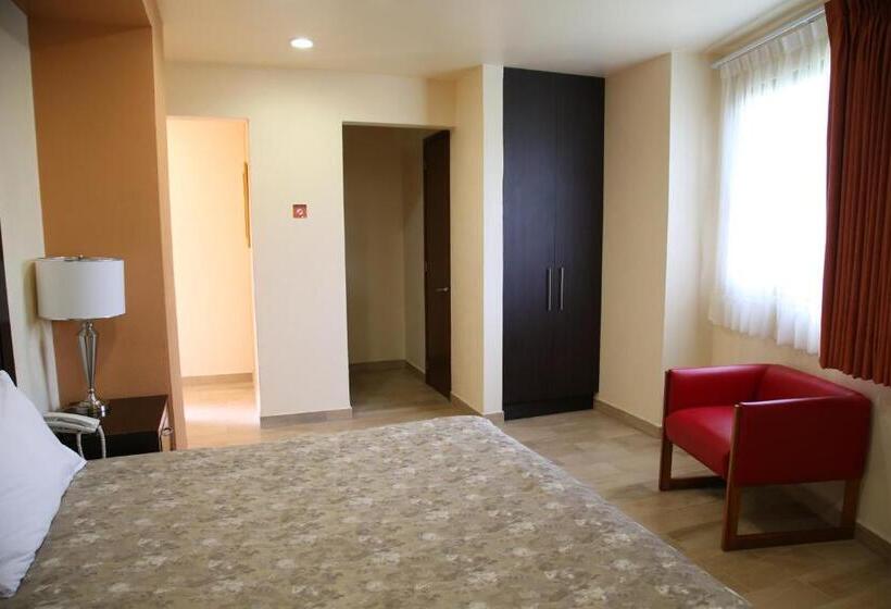 בית מלון כפרי Plaza Bernal