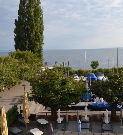 בית מלון כפרי Schiff