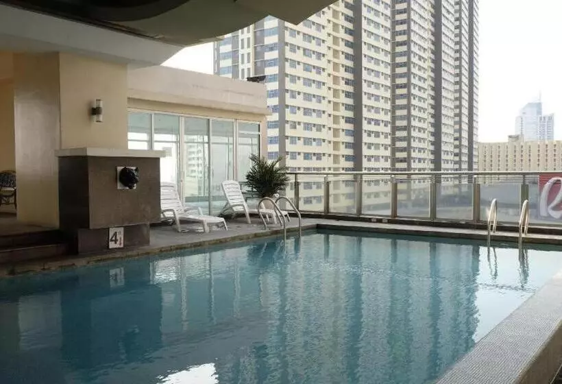 ホテル Zen Rooms Malate Robinsons