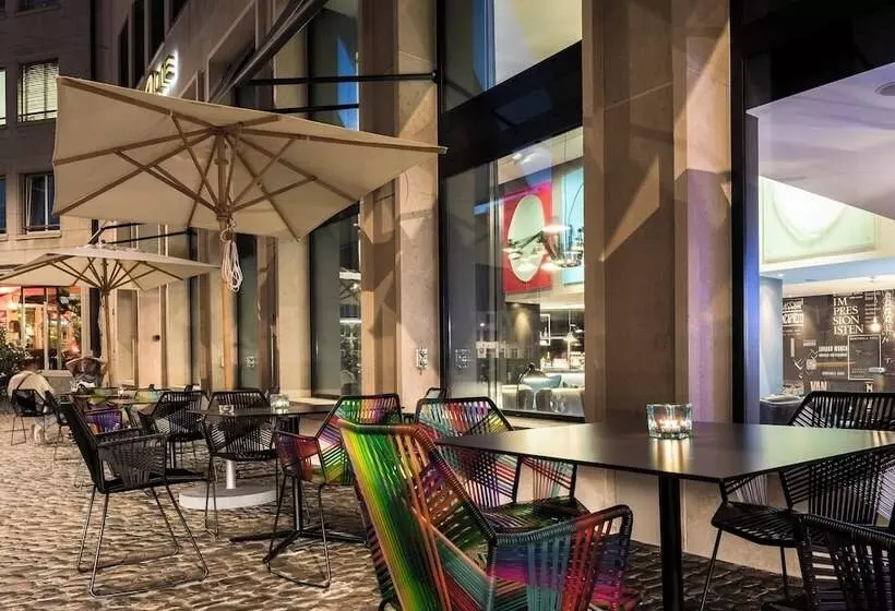 Motel One Basel