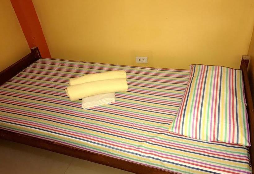 הוסטל Lemon Dormitel