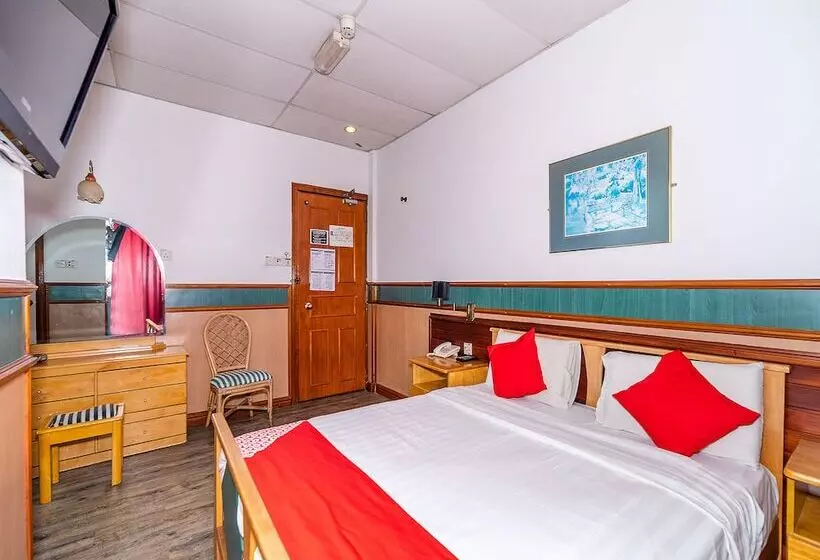 ホテル Holiday Park By Oyo Rooms