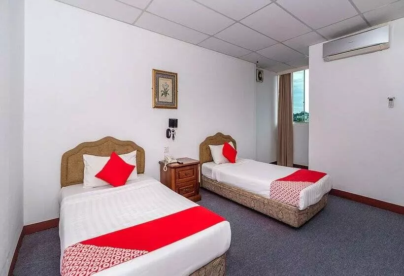 ホテル Holiday Park By Oyo Rooms