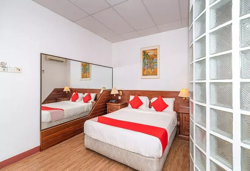 ホテル Holiday Park By Oyo Rooms