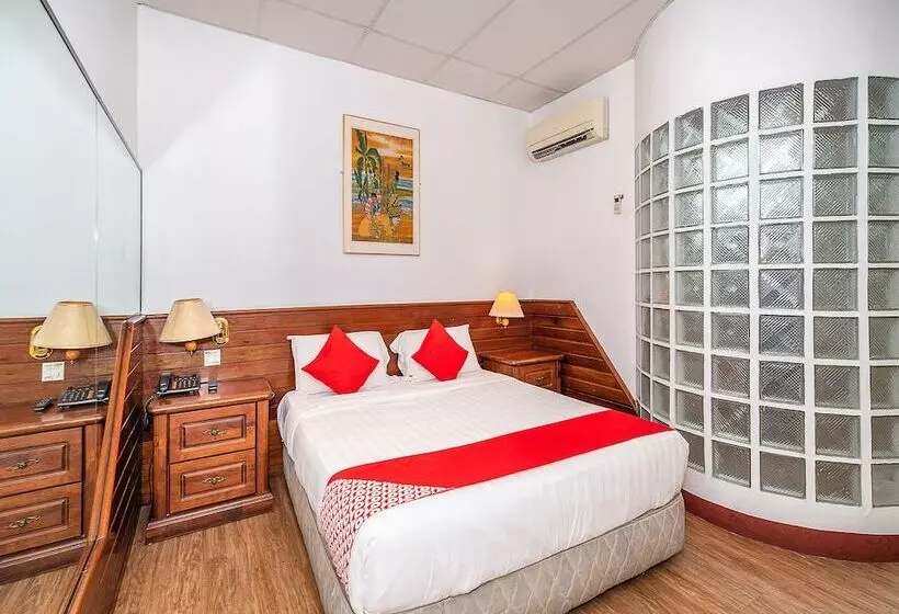 ホテル Holiday Park By Oyo Rooms