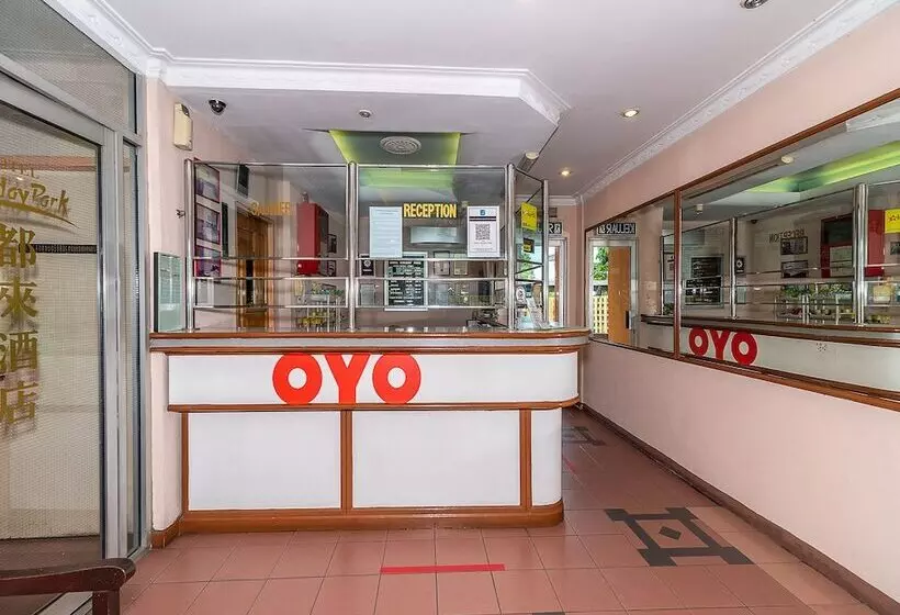 ホテル Holiday Park By Oyo Rooms