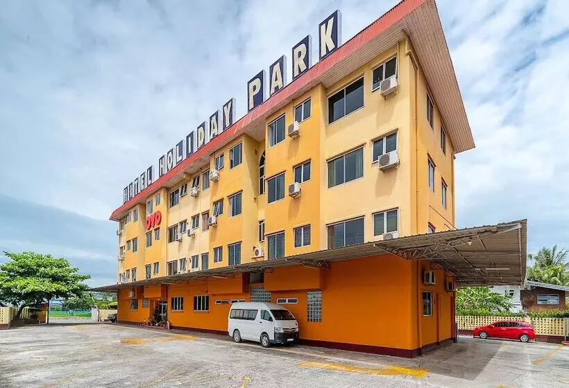 ホテル Holiday Park By Oyo Rooms