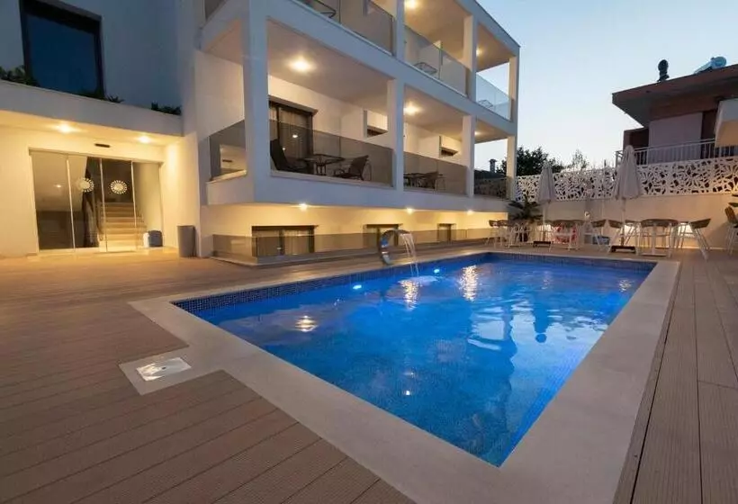 ホテル Elegant Maltepe By Travel Pro Services   Kallithea Halkidiki