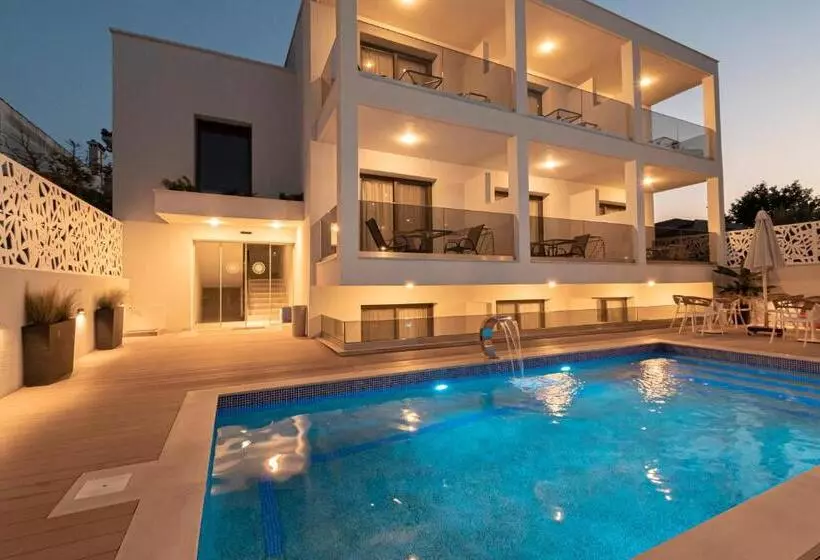 ホテル Elegant Maltepe By Travel Pro Services   Kallithea Halkidiki