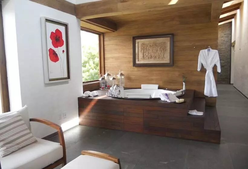 ベッドアンドブレックファースト San Bernardo Hotel & Spa En La Montana