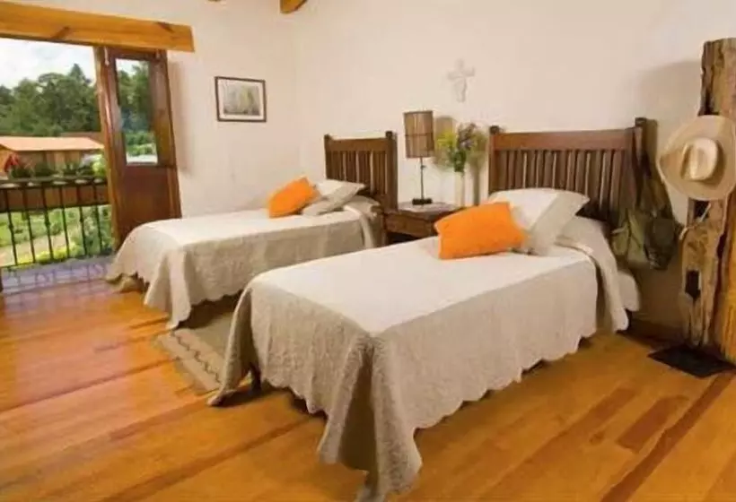 ベッドアンドブレックファースト San Bernardo Hotel & Spa En La Montana