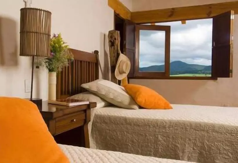 ベッドアンドブレックファースト San Bernardo Hotel & Spa En La Montana