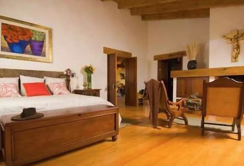 ベッドアンドブレックファースト San Bernardo Hotel & Spa En La Montana