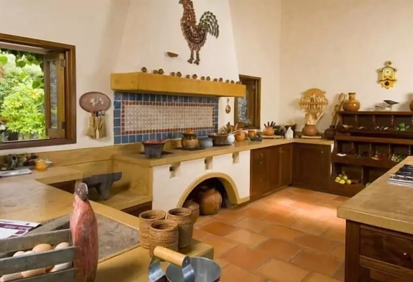 ベッドアンドブレックファースト San Bernardo Hotel & Spa En La Montana