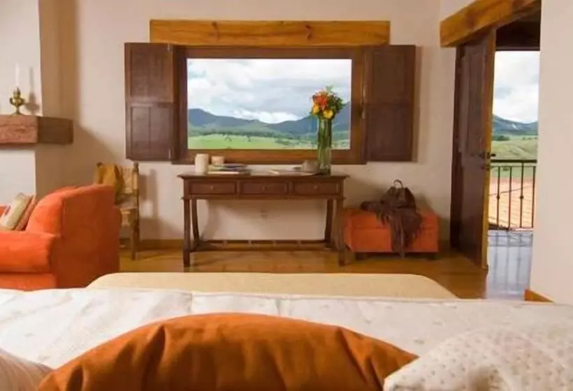 ベッドアンドブレックファースト San Bernardo Hotel & Spa En La Montana