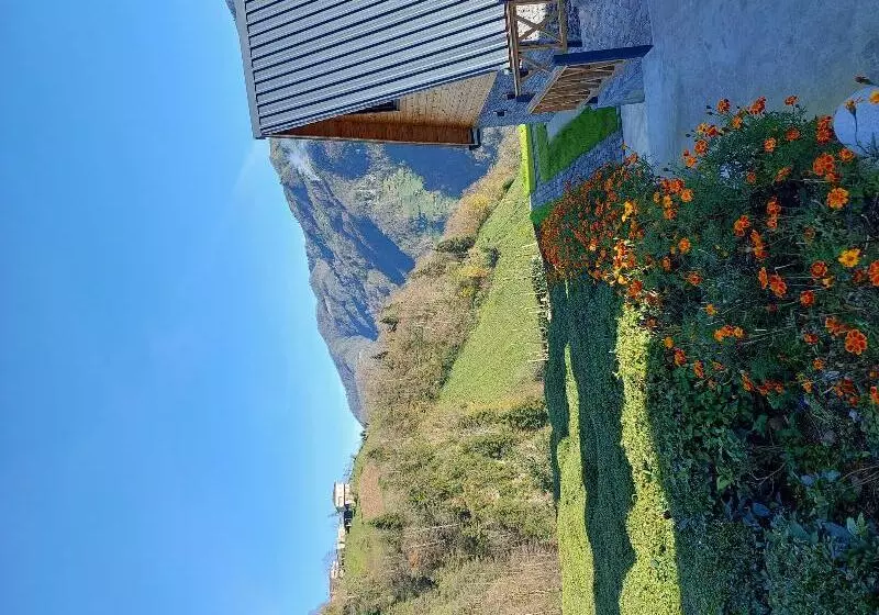 Hotelli Eva Bungalov